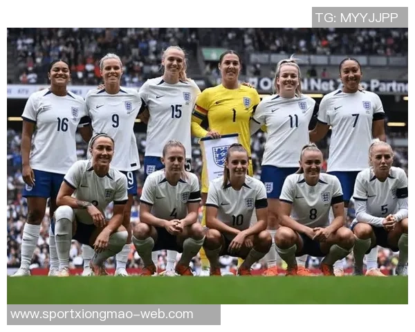 索斯盖特宣布将与英格兰国家队保持距离不会亲临世界杯现场观赛 索斯盖特宣布将与英格兰国家队保持距离不会亲临世界杯现场观赛