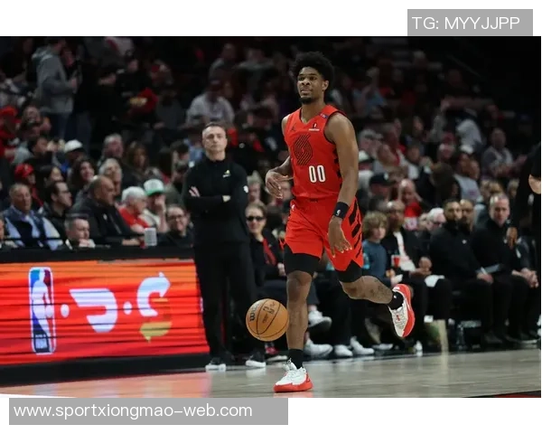 亨德森参加训练状态良好明天复出与否尚待确认